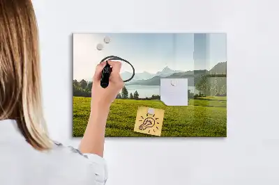 Magnetisk tegnetavle med motiv af bjerge og slette