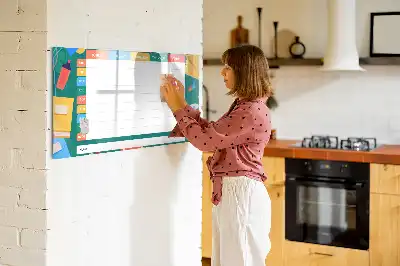 Magnetisk skrivetavle med skoleskema