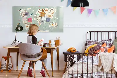 Magnetisk skrivetavle med verdenskort og dyr