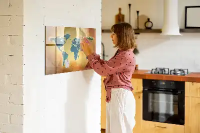 Magnetisk tegnetavle med motiv af gammelt verdenskort