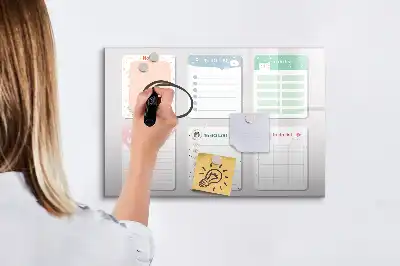 Magnetisk skrivetavle med farverige noter