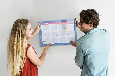 Magnetisk månedsplanner tavle til tegning