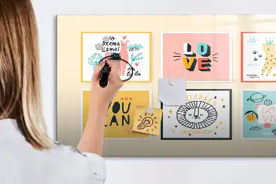 Magnetisk tegnetavle med motiverende citat