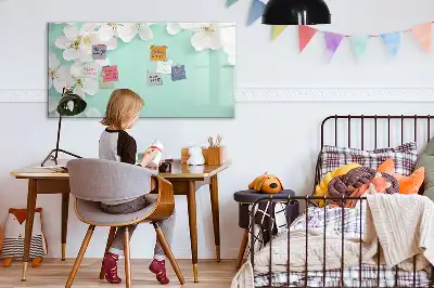 Magnetisk tegnetavle med motiv af flydende margueritter