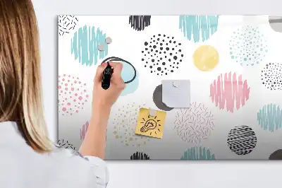 Magnetisk tegnetavle med geometrisk mønster