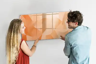 Magnetisk skrivetavle med motiv af abstrakt trekant