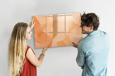 Magnetisk skrivetavle med motiv af abstrakt trekant