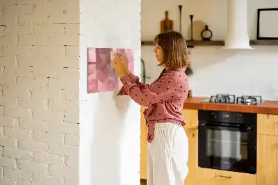Magnetisk skrivetavle med abstrakt trekantmotiv