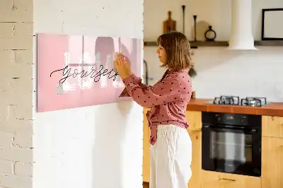 Magnetisk skrivetavle med teksten Elsk dig selv