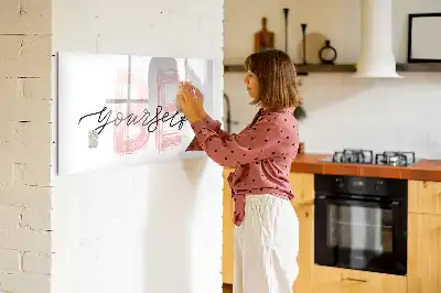 Magnetisk tegnetavle med teksten Vær dig selv
