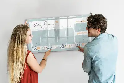 Magnetisk tegnetavle med ugeskema