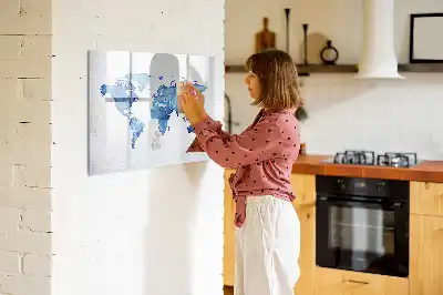 Magnetisk tegnetavle verdenskort med akvareldesign