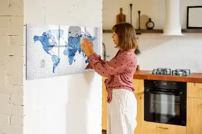 Magnetisk tegnetavle verdenskort med akvareldesign