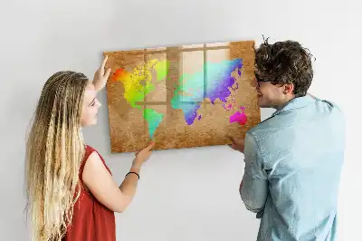 Magnetisk skrivetavle med motiv af verdenskort i regnbuefarver