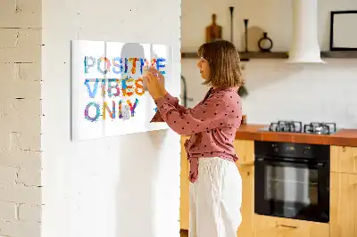 Magnetisk tegnetavle med positivt citat