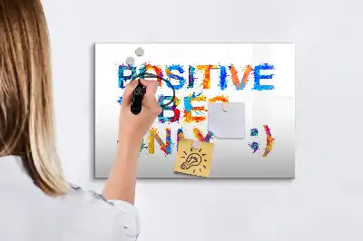 Magnetisk tegnetavle med positivt citat