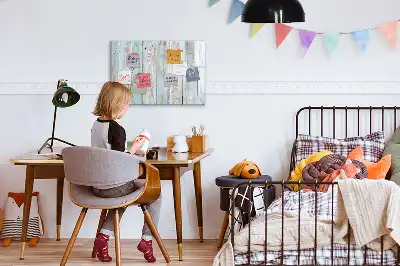 Magnetisk skrivetavle i pasteltræ