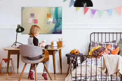 Magnetisk skrivetavle i farverigt marmordesign