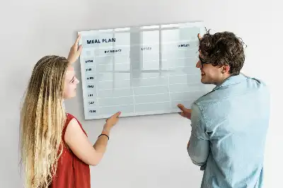 Magnetisk skrivetavle med pastel farvet kostplan