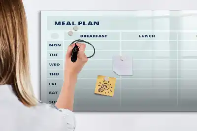 Magnetisk skrivetavle med pastel farvet kostplan