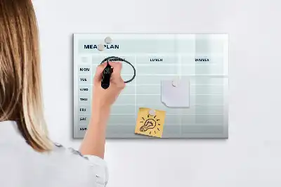 Magnetisk skrivetavle med pastel farvet kostplan