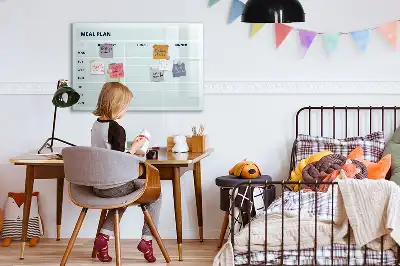 Magnetisk skrivetavle med pastel farvet kostplan