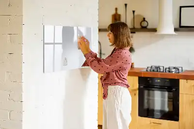 Magnetisk skrivetavle i råhvid
