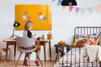 Magnetisk skrivetavle i gyldengul