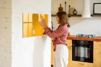 Magnetisk skrivetavle i gyldengul