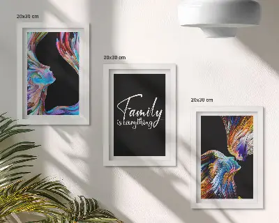 Billed- og rammesæt portrætter af mennesker i farverige mønstre med familiemotto