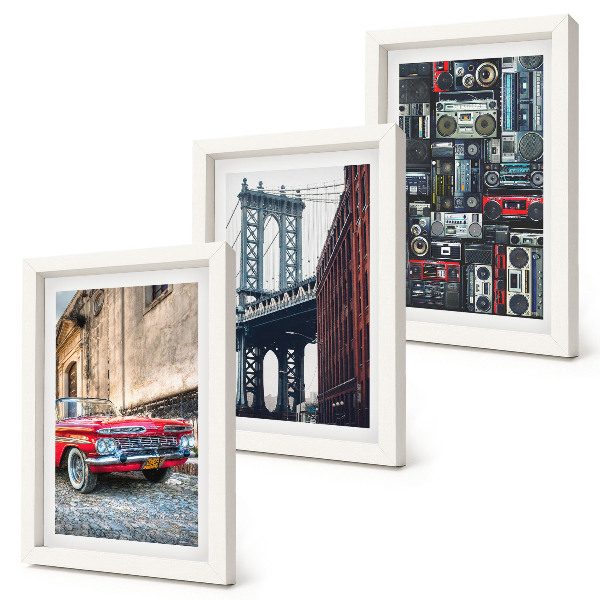 Billedvæg En gammel bil på gaden nær Brooklyn Bridge og retro lydudstyr
