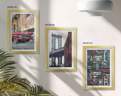Billedvæg En gammel bil på gaden nær Brooklyn Bridge og retro lydudstyr