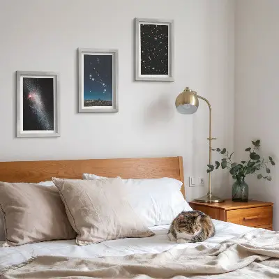 Billedvæg med kosmiske galakselandskaber og stjernebilledet Vædderen