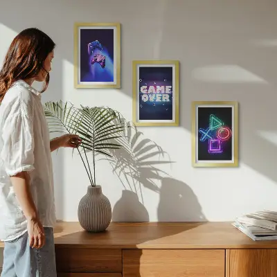 Gamepads med Game Over-ikoner pakke med billeder og rammer