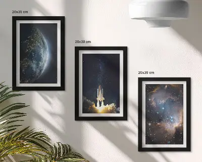 Pakke med billeder og rammer med motiver af rummet, jorden, raketter, galakser og stjernehimmel