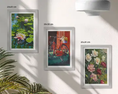 Billeder med rammer motiver af liljer på vandet, cykel i haven og farverige blomster