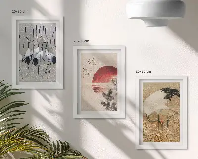 Billedvæg med japanske traneillustrationer i japandi-landskabsstil