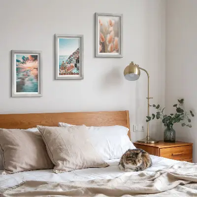 Moderne billedsæt med havudsigt, solnedgang, farverige huse og blomster