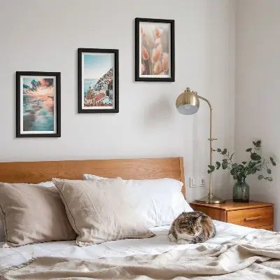 Moderne billedsæt med havudsigt, solnedgang, farverige huse og blomster