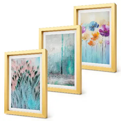 Billedvæg med blomster mod en baggrund af pastelfarver og fine mønstre