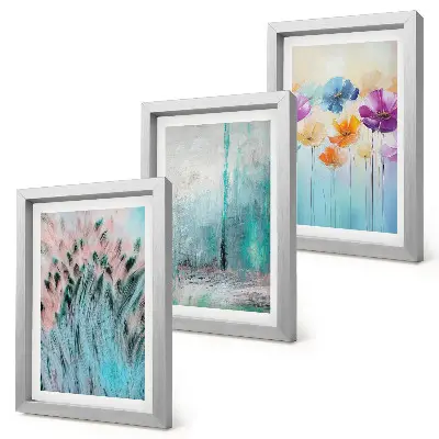Billedvæg med blomster mod en baggrund af pastelfarver og fine mønstre