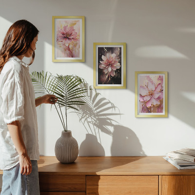 Pakke med billeder og rammer Blomsterkompositioner i nuancer af lyserød og hvid