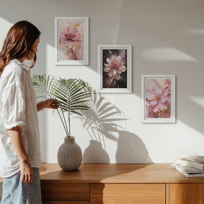 Pakke med billeder og rammer Blomsterkompositioner i nuancer af lyserød og hvid