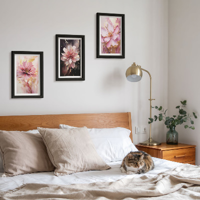 Pakke med billeder og rammer Blomsterkompositioner i nuancer af lyserød og hvid