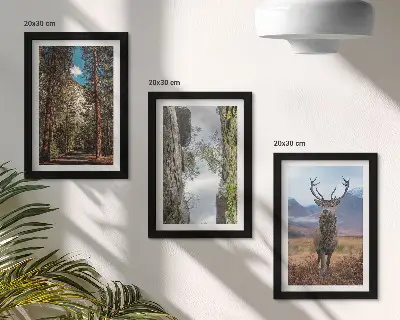 Billedvæg med motiv af vej i skoven, bjerge og hjorte i naturen