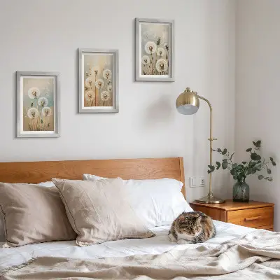 Moderne billedsæt med mælkebøtteblomster mod en baggrund af pastelfarver