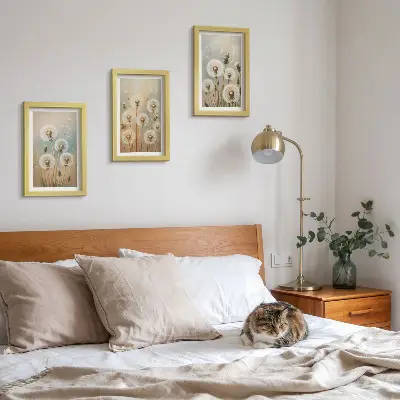 Moderne billedsæt med mælkebøtteblomster mod en baggrund af pastelfarver
