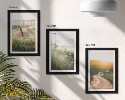 Moderne billedsæt Landskab med eng, vej og solnedgang