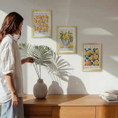 Moderne billedsæt med retro citrusfrugter og gule accenter