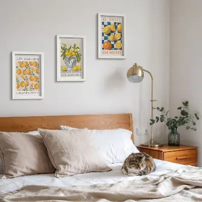 Moderne billedsæt med retro citrusfrugter og gule accenter
